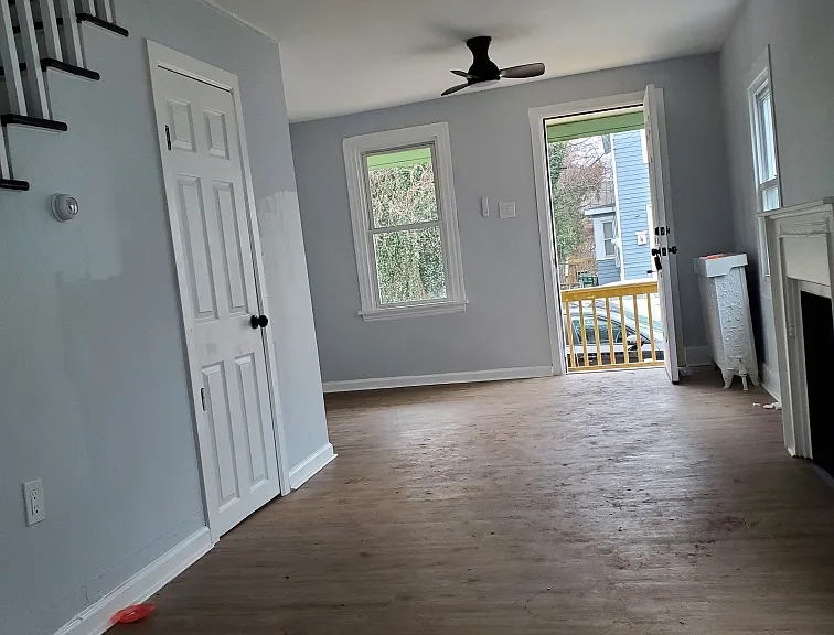 218 Sinnickson St — Photo 3