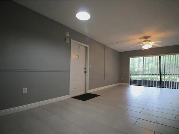 3232 Lake Pine Way E APT G1, Tarpon Springs, FL 34688