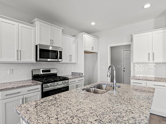 5th image of 943 Woodside Dr. Lot 404 Oak II