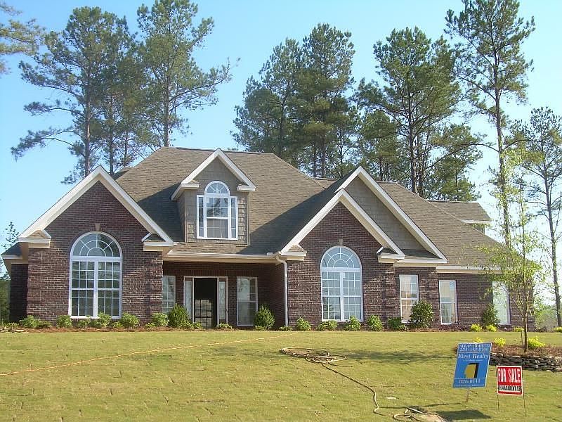 2nd image of 4004 Academy Dr