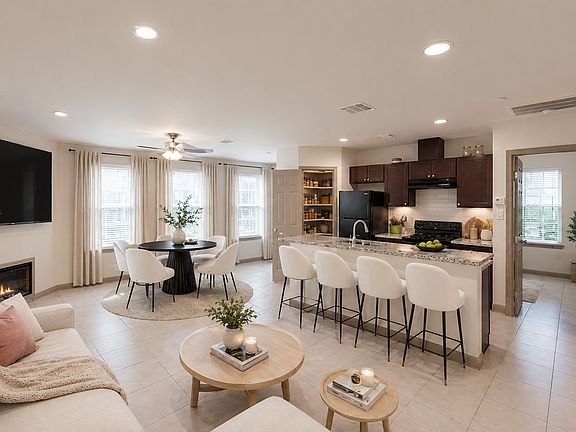 3rd image of 6403 Sierra Blanca Dr #805