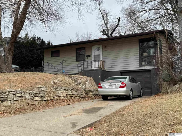 5802 Spaulding St, Omaha, NE 68104