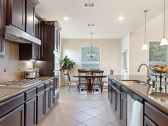 2nd image of 1713 Coral Cliff Dr