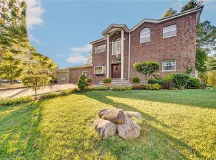 8 Forestdale Rd, Spring Valley, NY 10977