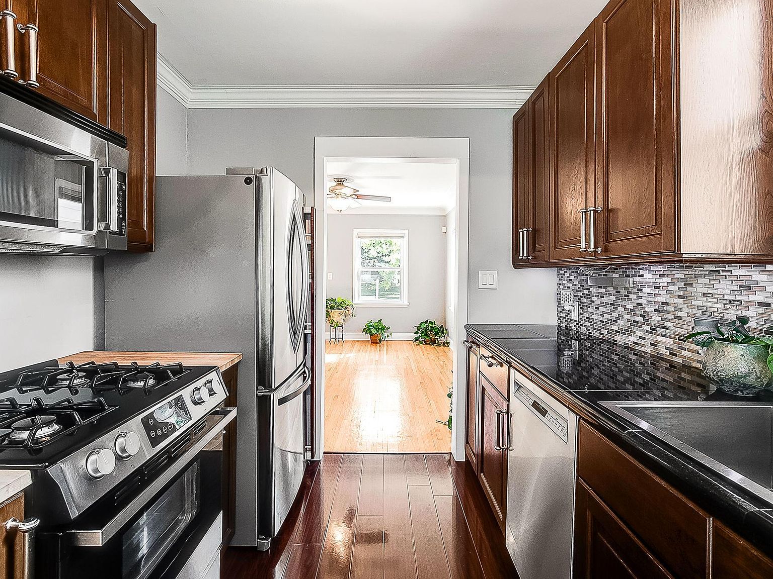 4076 Utica Ave S, Saint Louis Park, MN 55416 | Zillow