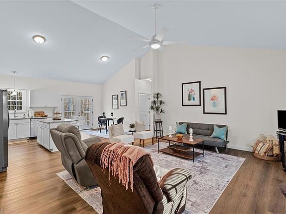 4th image of 543 Beaver Dam Rd