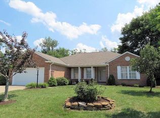 10127 Meadowknoll Dr, Loveland, OH 45140