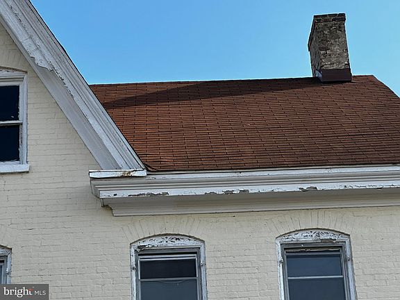 2nd image of 32 S Cannon Ave