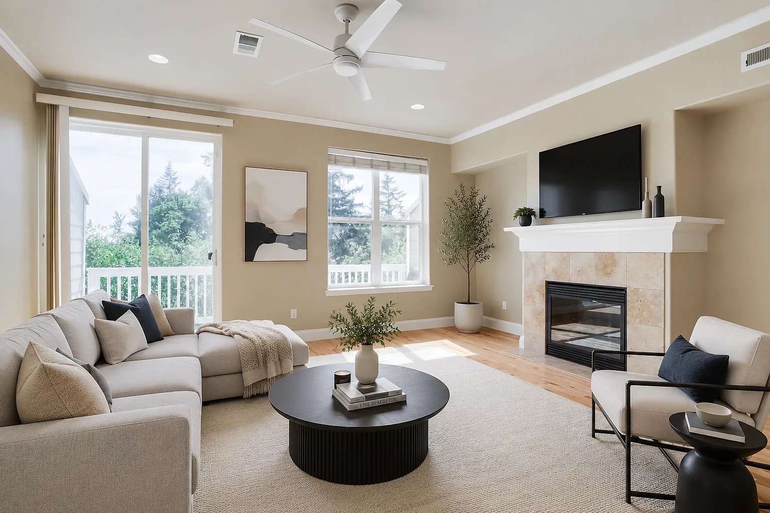 3 bed, 1767 sqft, $3,100 — Photo 2