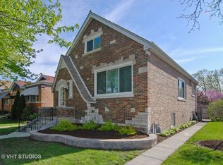3725 Grove Ave, Berwyn, IL 60402