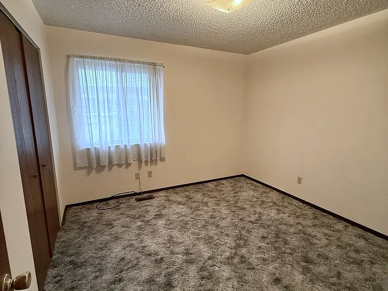 1400 York Ave — Photo 21