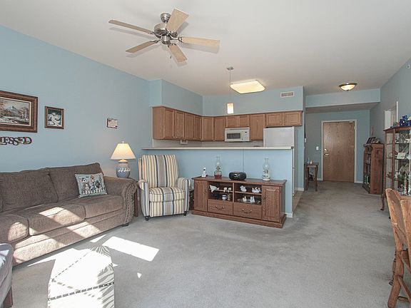 5th image of 3400 Wellington Ct Unit 307