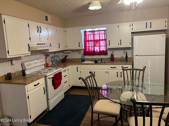 3rd image of 4405 Goffner Ct