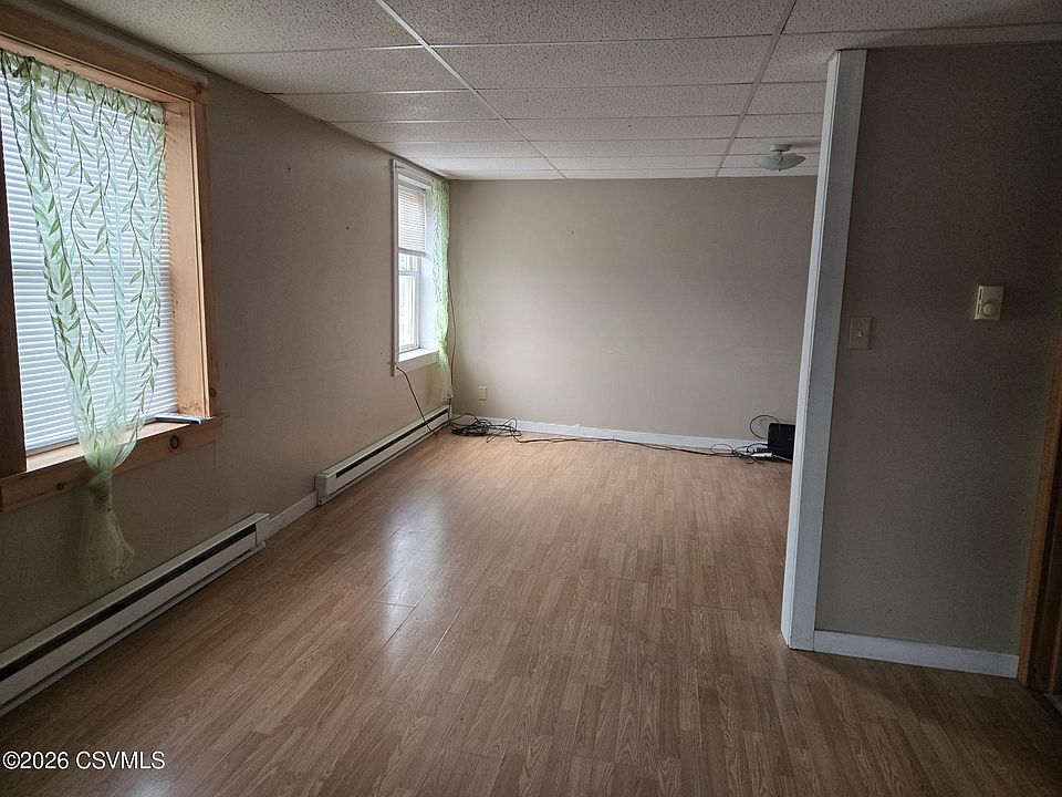 1st image of 29 N Market St