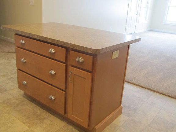 5th image of 217 Woods Cir Unit 4