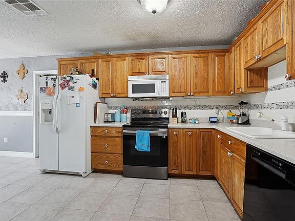 5th image of 2868 Hickorybrook Dr