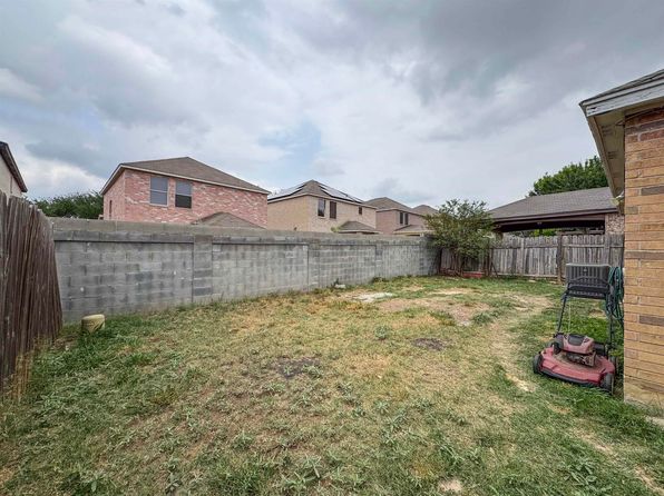 515 Valnera Dr, Laredo, TX 78043
