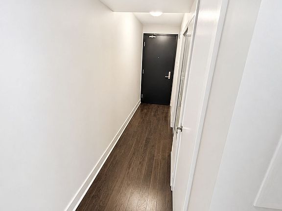 5th image of 955 Bay St #1817