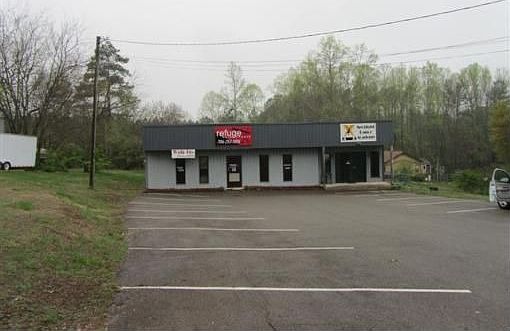 2nd image of 3310 Refuge Rd