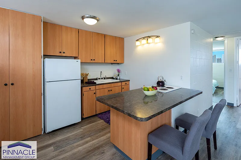 Building Photo - 855 Olokele Ave #401
