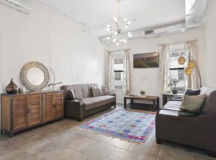 414 W 45th St #3F, New York, NY 10036