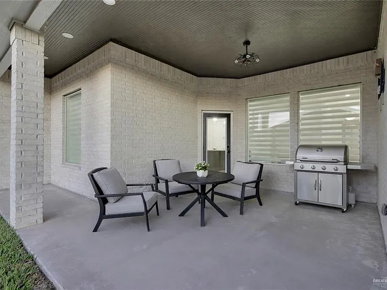 8015 N 48th Ln — Photo 22