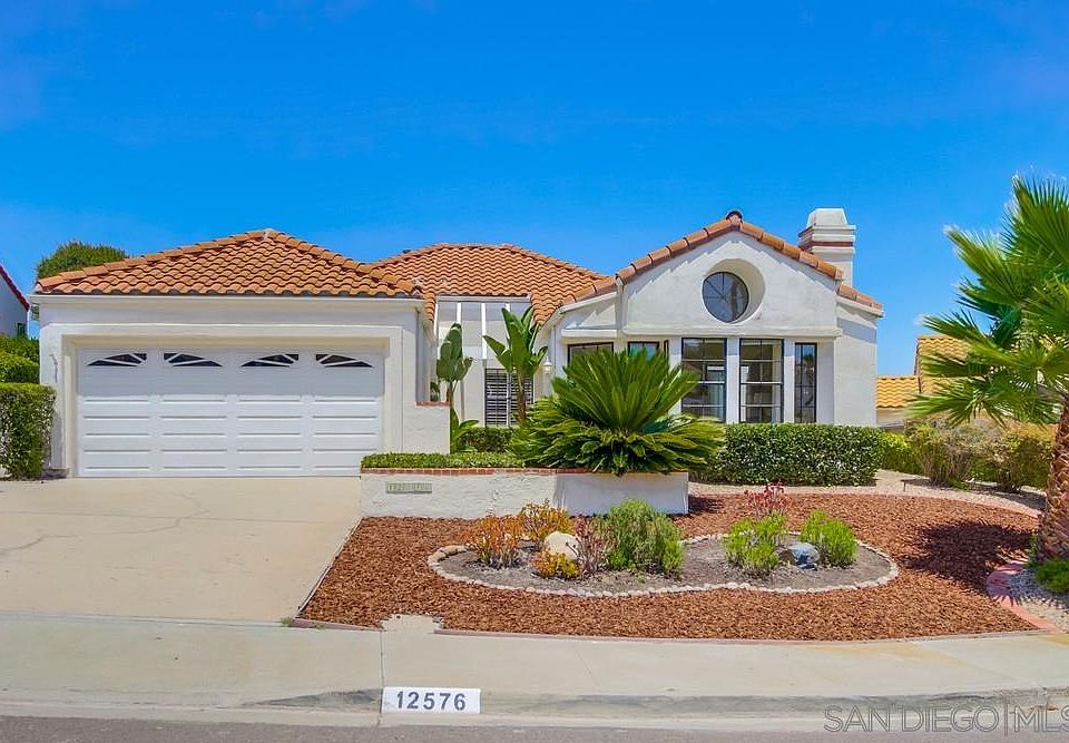 1st image of 12576 Avenida Tineo