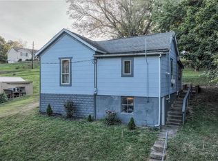 306 Monroe St, Woodsfield, OH 43793