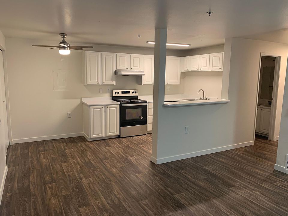1st image of 2445 S 222nd St #G304