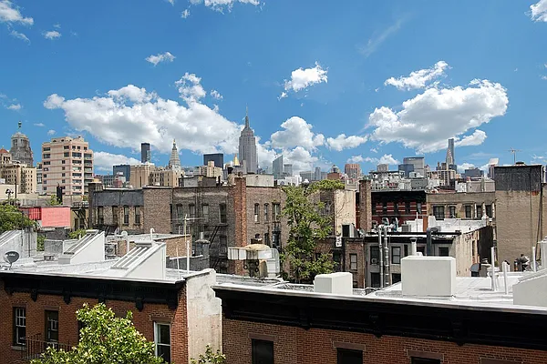 Rented by Compass | media 9