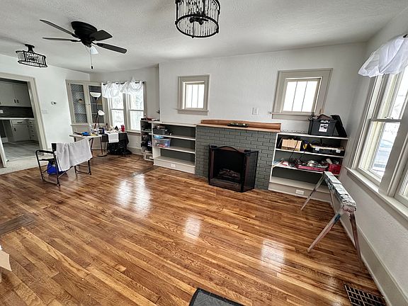 4th image of 114 McKee St