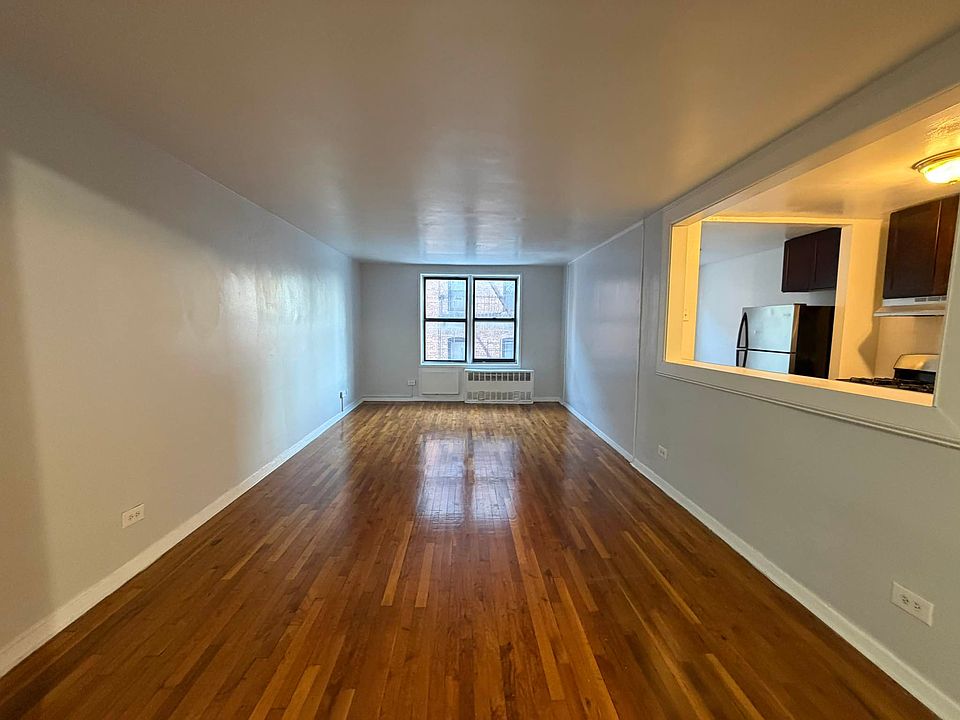 1st image of 425 E 96th St APT 3N