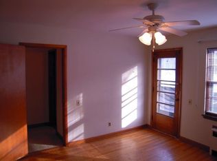 2135 University Ave #2, Madison, WI 53726