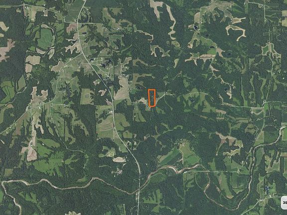3rd image of 823 N 400th Ave