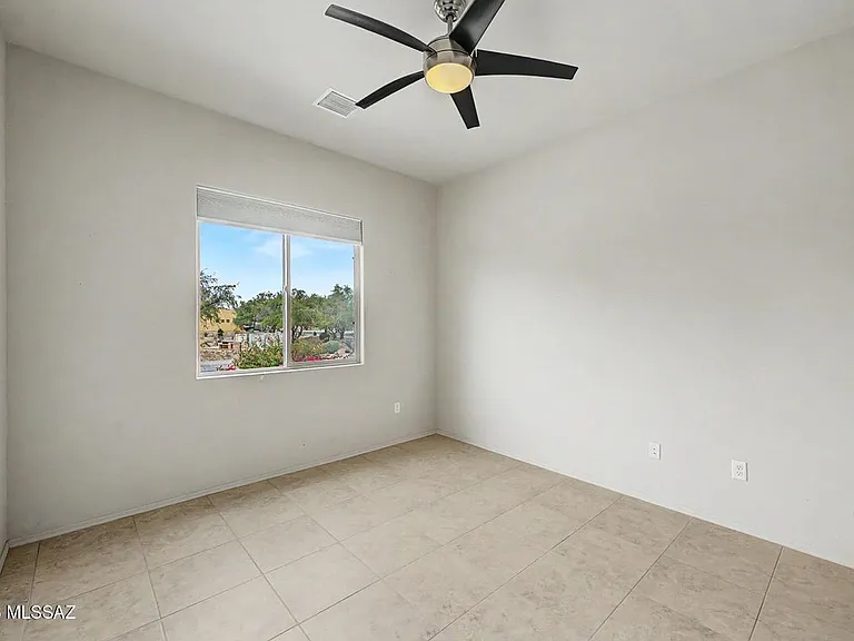 9854 N Wide Sky Dr — Photo 22