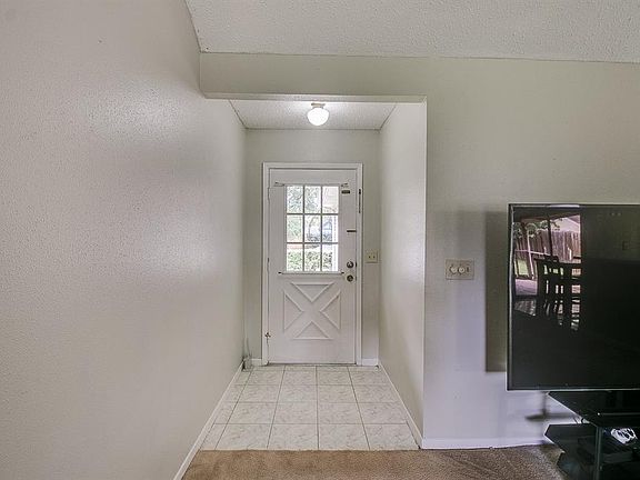 3rd image of 13323 Harpers Bridge Dr