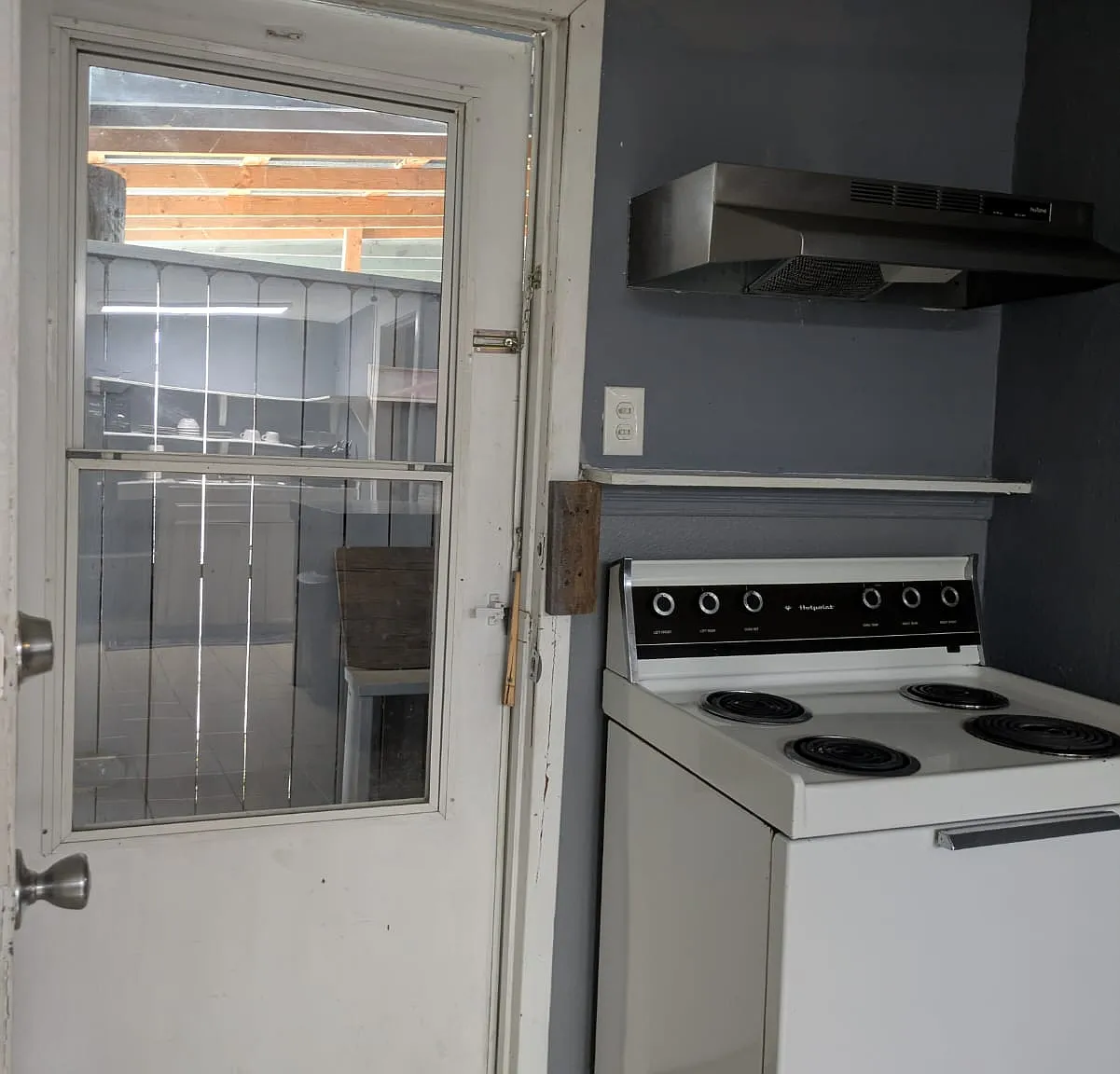 Unit 2 - Rainbow Road Homes — Photo 2