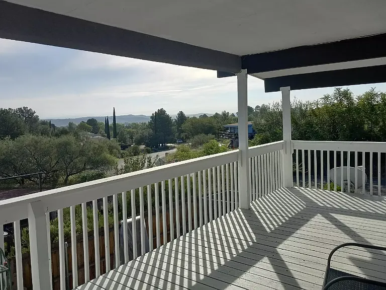 2127 S Cayuse Trl — Photo 2