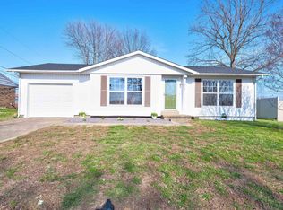 1313 Mayfair Dr, Boonville, IN 47601