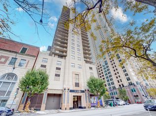 635 N Dearborn St APT 1403, Chicago, IL 60654