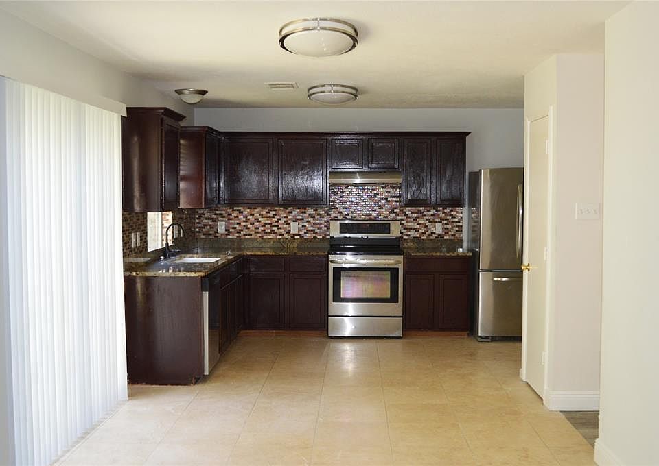 1st image of 8859 Tierra Park