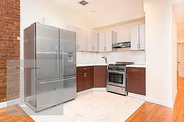 Rented by Living New York