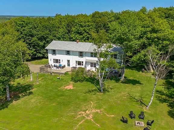 3rd image of 46 Coastal View Ln
