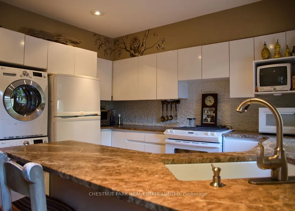 2 bed, $3,500 — Photo 4