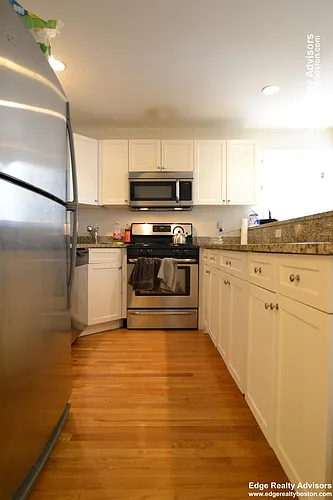 62 Egmont St #4 Photo 1
