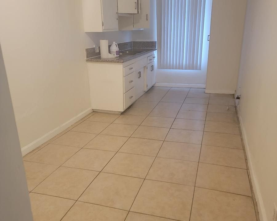 1st image of 4906 August St #16