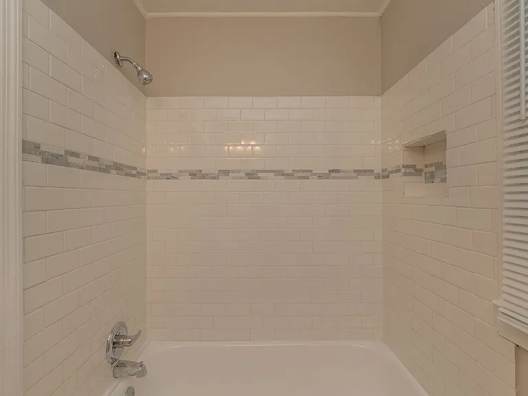 1110 Murphy St — Photo 20