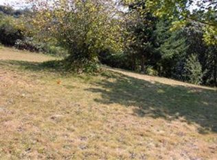 810 China Garden Rd, Kalama, WA 98625