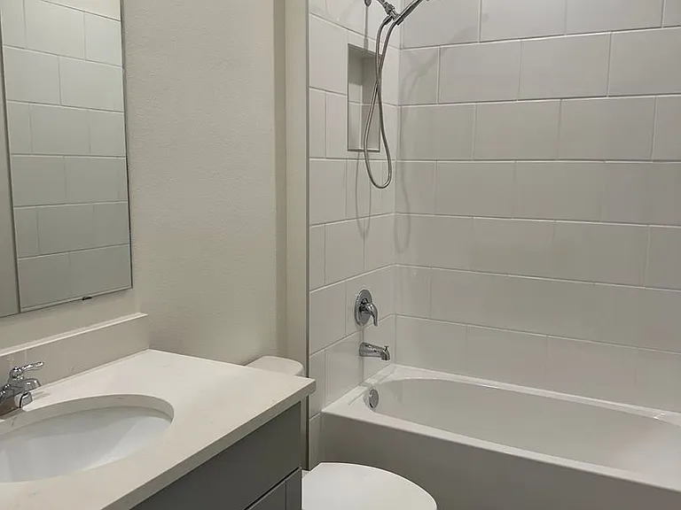3272 Arch Ave — Photo 31