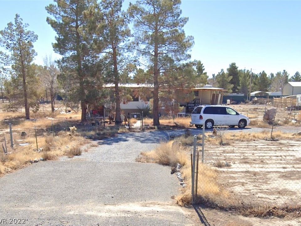 1st image of 801 Janet Ln